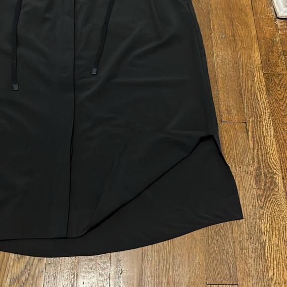 REI Cooperative black hiking dress - Picture 5 of 8